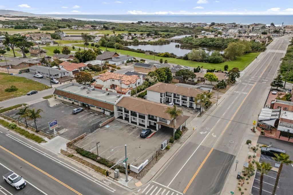 Dune Surfer Inn Oceano Exterior photo